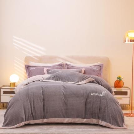 91家纺网 家纺一手货源 找家纺 席之家 2023新款加厚提花浅条绒四件套 灰紫