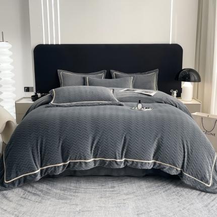 91家纺网 家纺一手货源 找家纺 若未 秋冬雕花烂花牛奶绒撞色拼边四件套-蔚莱-爵士灰