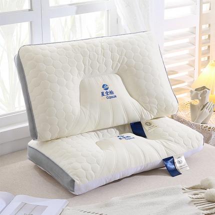 91家纺网 家纺一手货源 找家纺 总梦叶草 2022新款三边网边星空舱云端舱太空舱含有乳胶片芯枕头