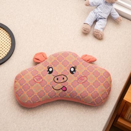 91家纺网 家纺一手货源 找家纺 总 明星 2022新款A类双层纱荞麦枕-兜兜猪30*55cm