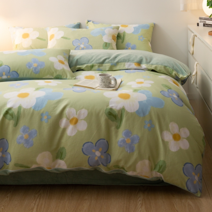 91家纺网 家纺一手货源 找家纺 简宜家居2022新款棉加绒全棉牛奶绒四件套 蜜语花开