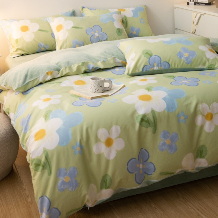 91家纺网 家纺一手货源 找家纺 简宜家居2022新款棉加绒全棉牛奶绒四件套 蜜语花开