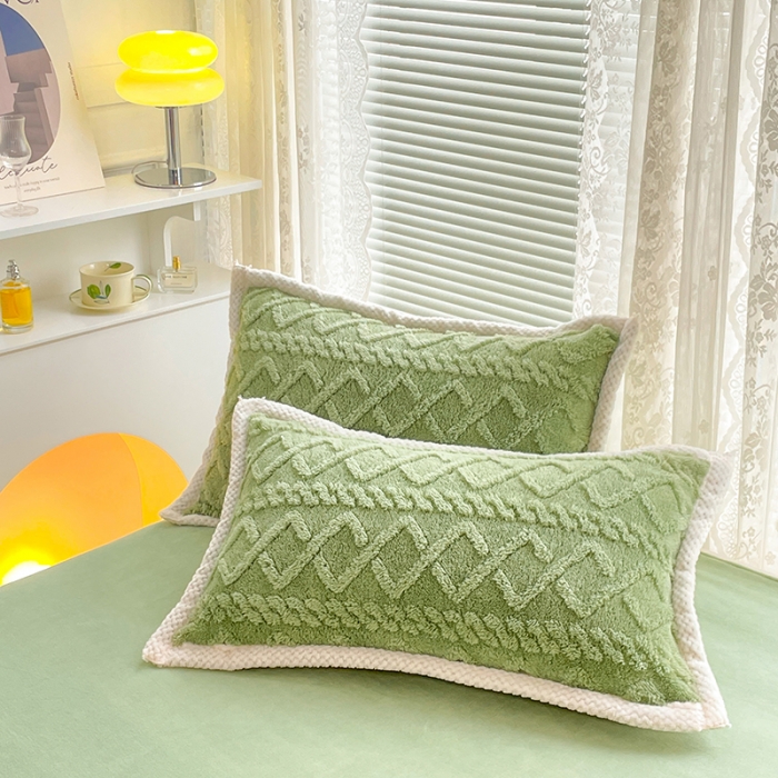 91家纺网 家纺一手货源 找家纺 （总）贝拉梦 2023新款高克重塔芙绒纯色素色牛奶绒四件套