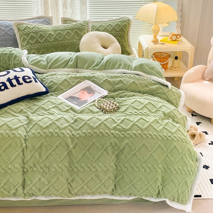 91家纺网 家纺一手货源 找家纺 贝拉梦 2023款高克重塔芙绒纯色素色牛奶绒四件套 塔芙抹茶