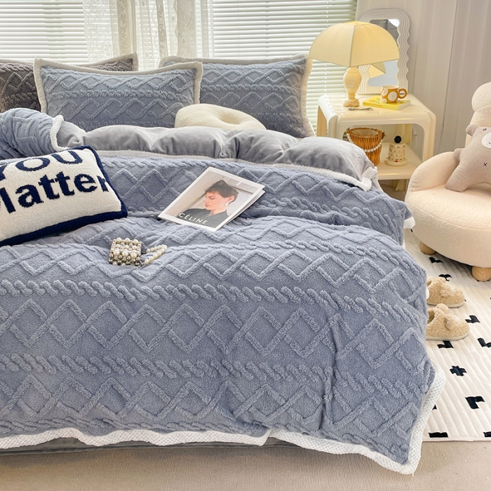 91家纺网 家纺一手货源 找家纺 贝拉梦 2023款高克重塔芙绒纯色素色牛奶绒四件套 塔芙蓝灰