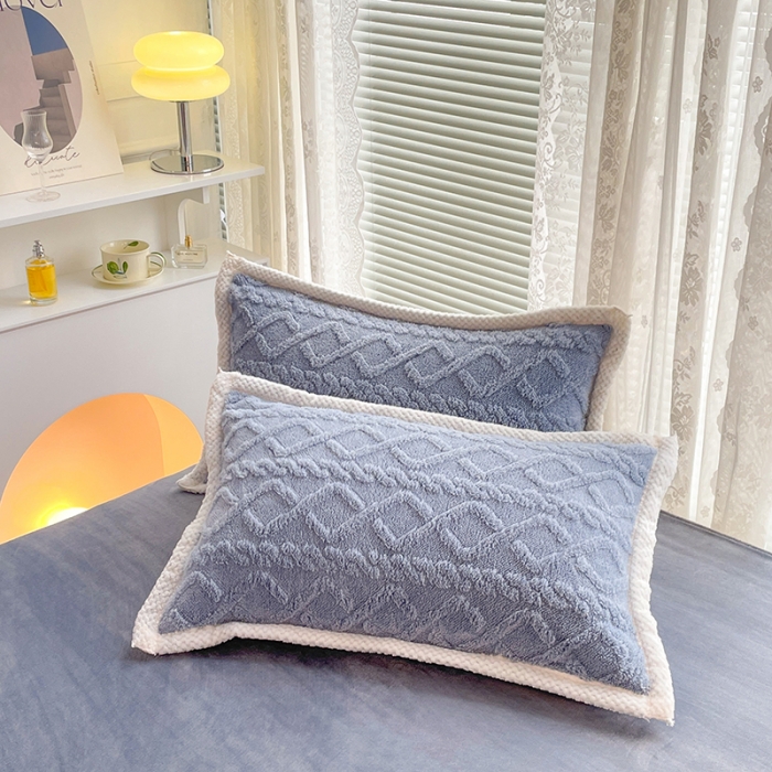 91家纺网 家纺一手货源 找家纺 贝拉梦 2023款高克重塔芙绒纯色素色牛奶绒四件套 塔芙蓝灰