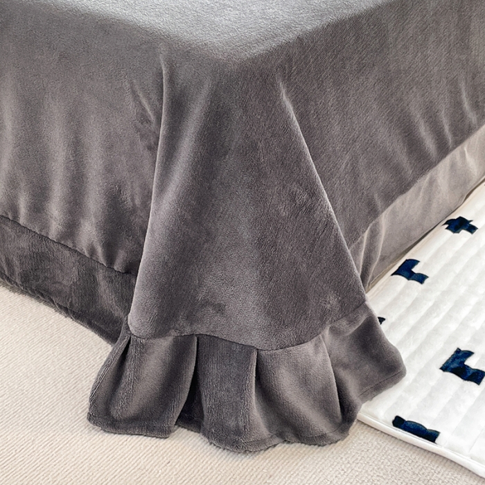 91家纺网 家纺一手货源 找家纺 贝拉梦 2023款高克重塔芙绒纯色素色牛奶绒四件套 塔芙深灰