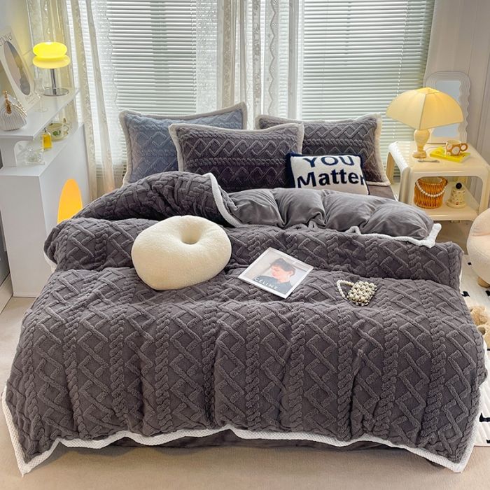 91家纺网 家纺一手货源 找家纺 贝拉梦 2023款高克重塔芙绒纯色素色牛奶绒四件套 塔芙深灰