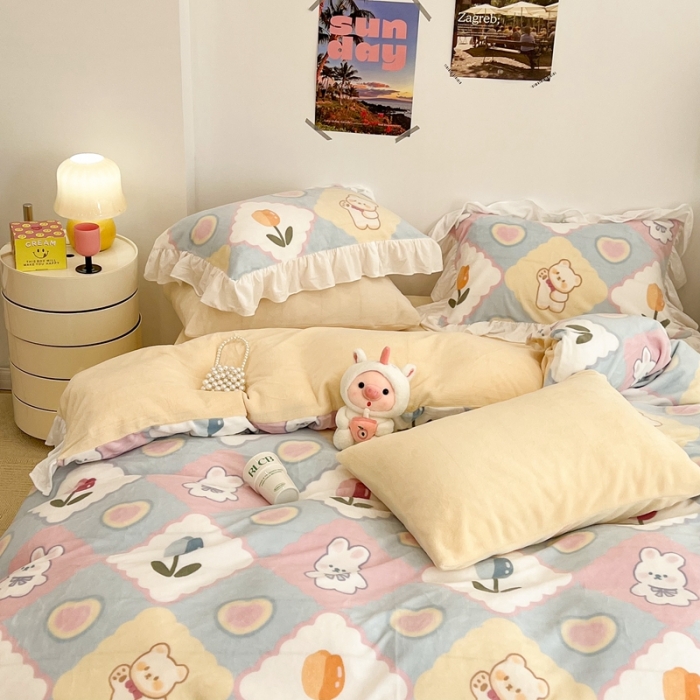 91家纺网 家纺一手货源 找家纺 昔可 2022新款花边牛奶绒四件套 爱心菱格兔