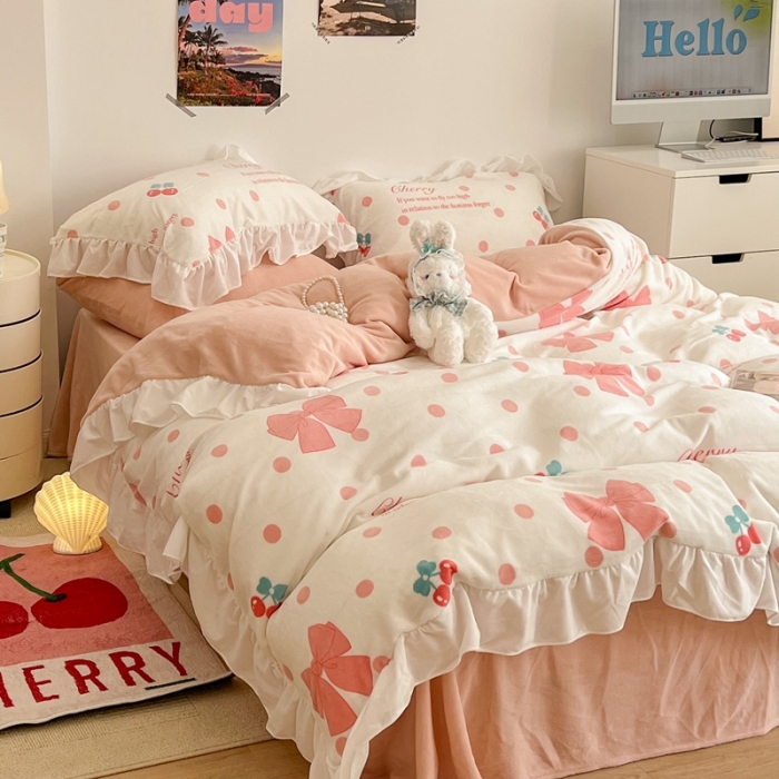 91家纺网 家纺一手货源 找家纺 昔可 2022新款花边牛奶绒四件套 粉色少女心