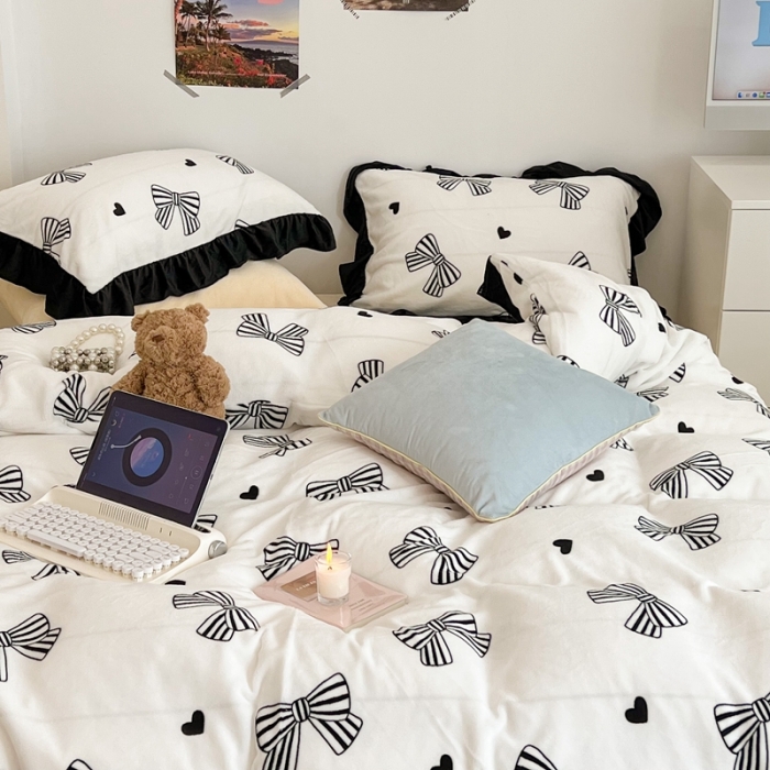 91家纺网 家纺一手货源 找家纺 昔可 2022新款花边牛奶绒四件套 赫本蝴蝶结