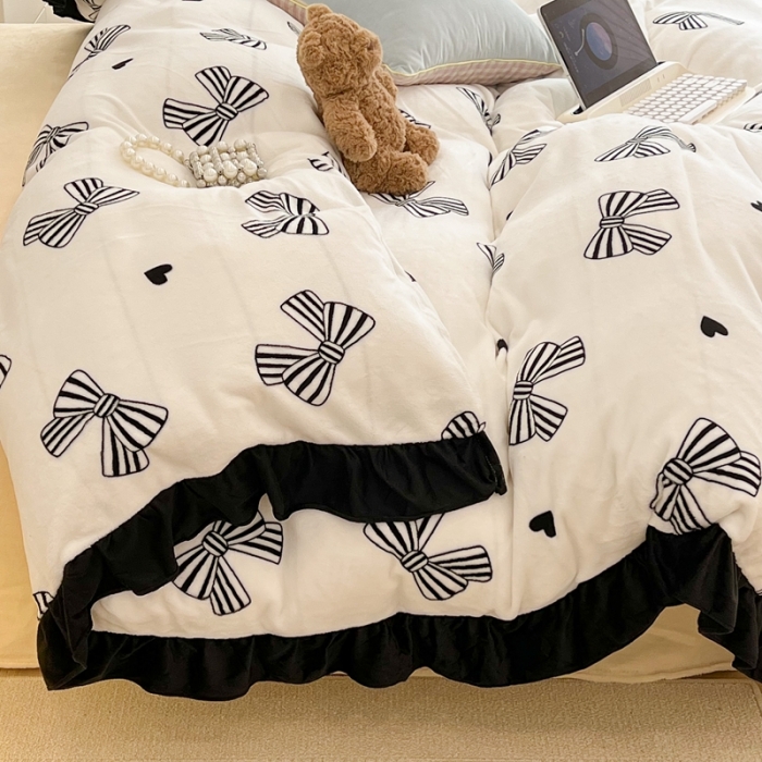 91家纺网 家纺一手货源 找家纺 昔可 2022新款花边牛奶绒四件套 赫本蝴蝶结