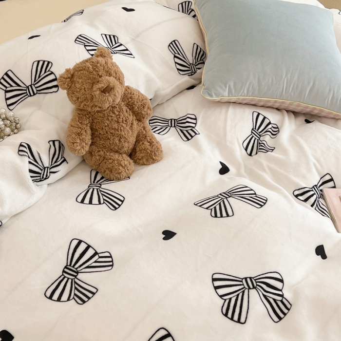 91家纺网 家纺一手货源 找家纺 昔可 2022新款花边牛奶绒四件套 赫本蝴蝶结