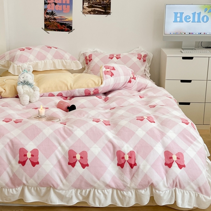 91家纺网 家纺一手货源 找家纺 昔可 2022新款花边牛奶绒四件套 菱格蝴蝶结粉