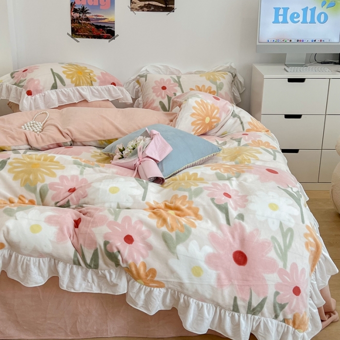 91家纺网 家纺一手货源 找家纺 昔可 2022新款花边牛奶绒四件套 油画粉花