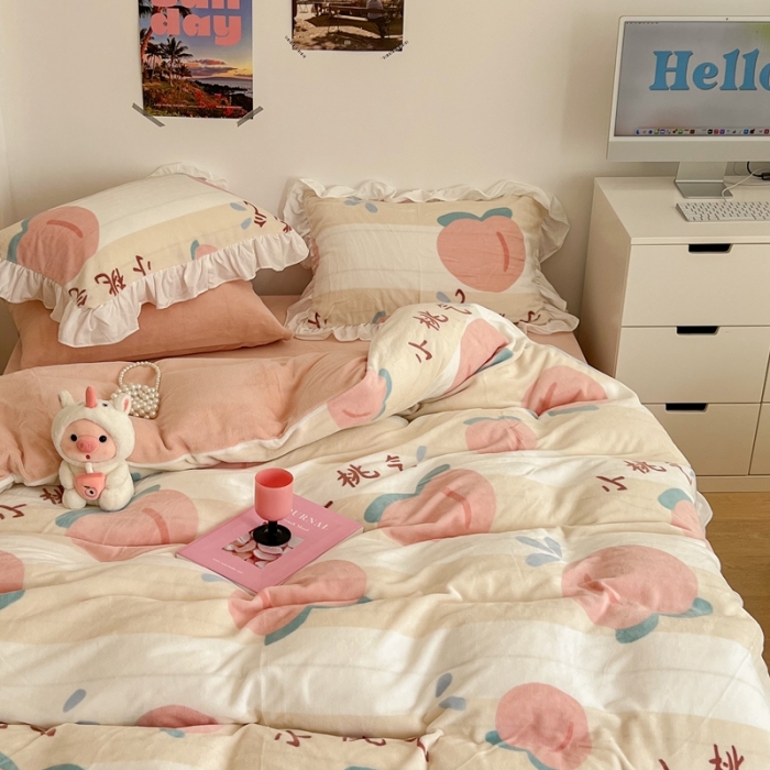 91家纺网 家纺一手货源 找家纺 昔可 2022新款花边牛奶绒四件套 元气桃桃