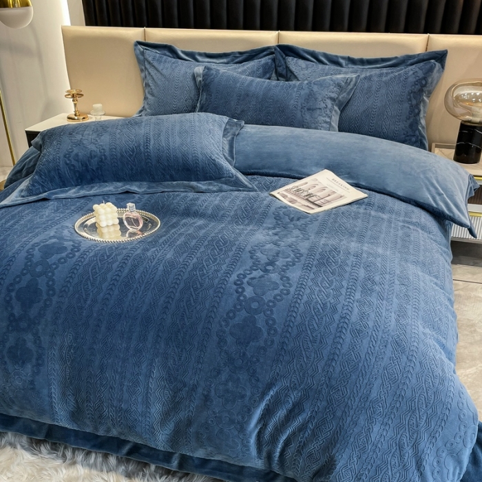 91家纺网 家纺一手货源 找家纺 （总）慕尚 2022新款高克重纯色牛奶绒剪花雕花四件套