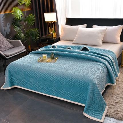 91家纺网 家纺一手货源 找家纺 （总）小牛席业 新款中间加棉美式复合休闲毛毯-水波纹毯系列