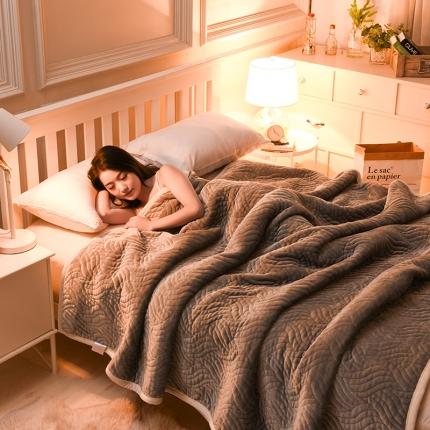 91家纺网 家纺一手货源 找家纺 （总）小牛席业 新款中间加棉美式复合休闲毛毯-水波纹毯系列