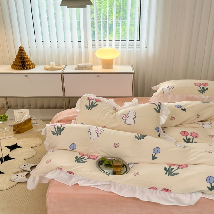 91家纺网 家纺一手货源 找家纺 昔可 2022新款花边牛奶绒四件套 粉粉郁金兔