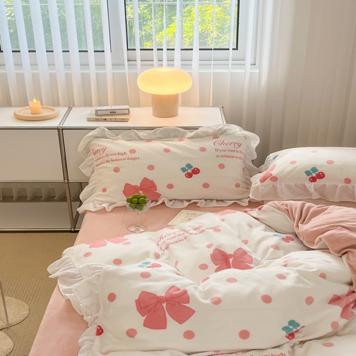 91家纺网 家纺一手货源 找家纺 昔可 2022新款花边牛奶绒四件套 粉色少女心