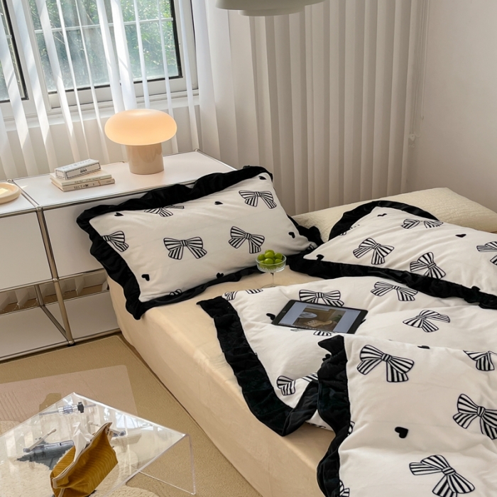 91家纺网 家纺一手货源 找家纺 昔可 2022新款花边牛奶绒四件套 赫本蝴蝶结