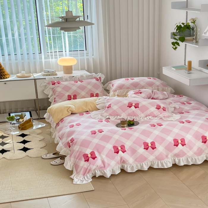 91家纺网 家纺一手货源 找家纺 昔可 2022新款花边牛奶绒四件套 菱格蝴蝶结粉