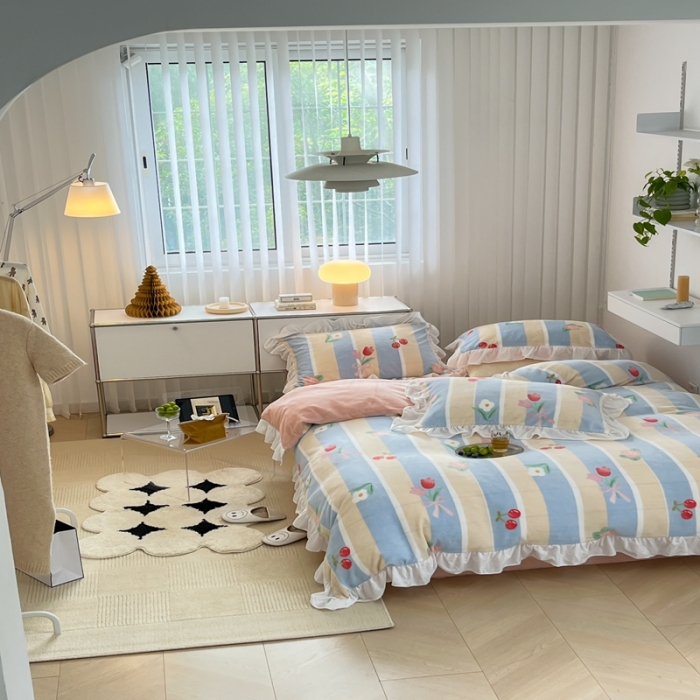 91家纺网 家纺一手货源 找家纺 昔可 2022新款花边牛奶绒四件套 竖条玫瑰花