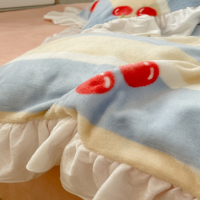 91家纺网 家纺一手货源 找家纺 昔可 2022新款花边牛奶绒四件套 竖条玫瑰花