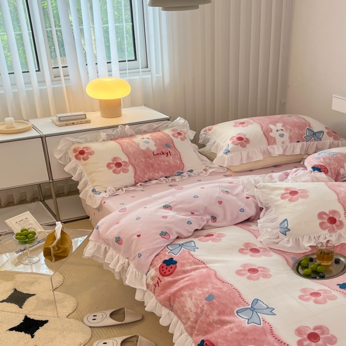 91家纺网 家纺一手货源 找家纺 昔可 2022新款花边牛奶绒四件套 油画小兔