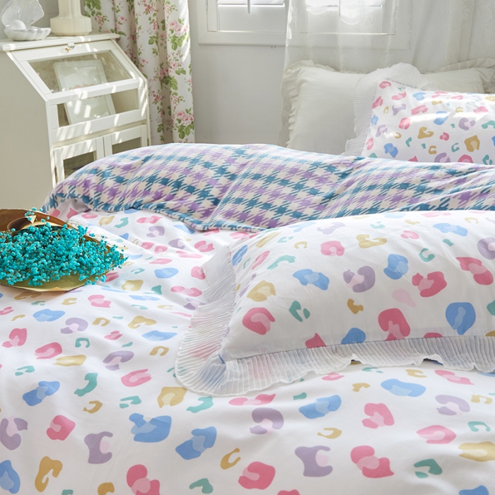 91家纺网 家纺一手货源 找家纺 怡家居 2022新款秋冬棉加牛奶绒韩式花边款四件套 豹纹紫