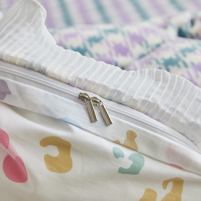 91家纺网 家纺一手货源 找家纺 怡家居 2022新款秋冬棉加牛奶绒韩式花边款四件套 豹纹紫