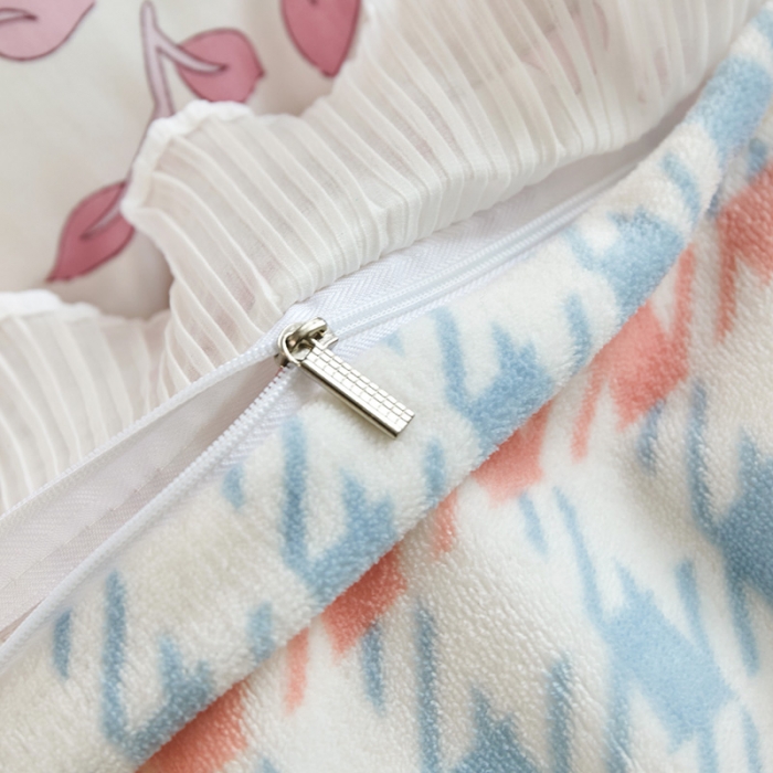 91家纺网 家纺一手货源 找家纺 怡家居 2022新款秋冬棉加牛奶绒韩式花边款四件套 菲菲兔-粉