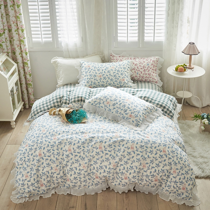 91家纺网 家纺一手货源 找家纺 怡家居 2022新款秋冬棉加牛奶绒韩式花边款四件套 菲菲兔-蓝