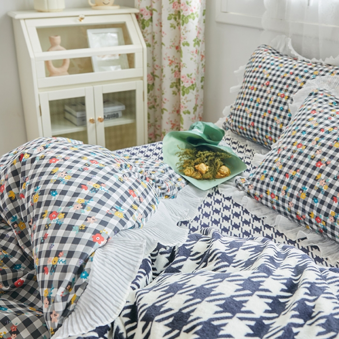 91家纺网 家纺一手货源 找家纺 怡家居 2022新款秋冬棉加牛奶绒韩式花边款四件套 吉米