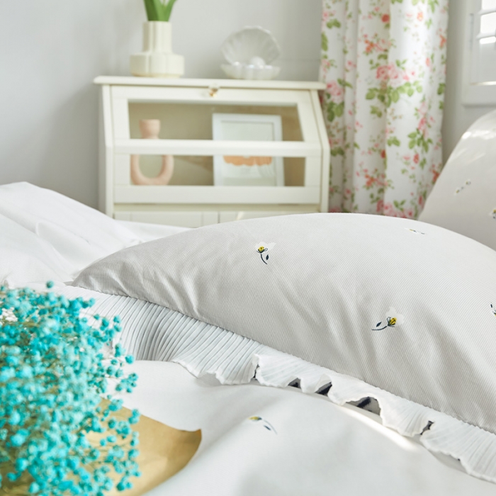 91家纺网 家纺一手货源 找家纺 怡家居 2022新款秋冬棉加牛奶绒韩式花边款四件套 千羽