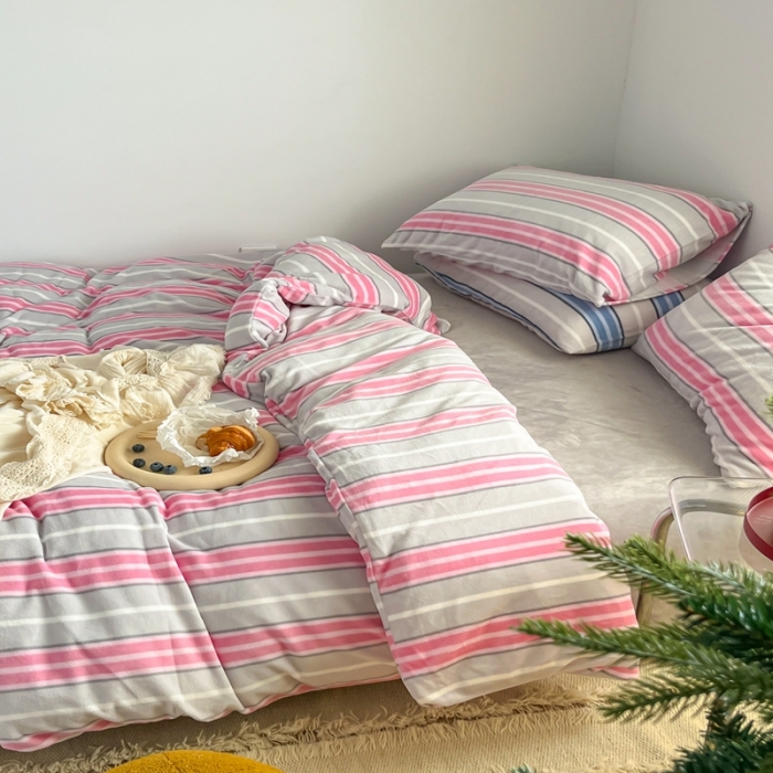 91家纺网 家纺一手货源 找家纺 （总）昔可 2022新款简约条纹系列牛奶绒四件套