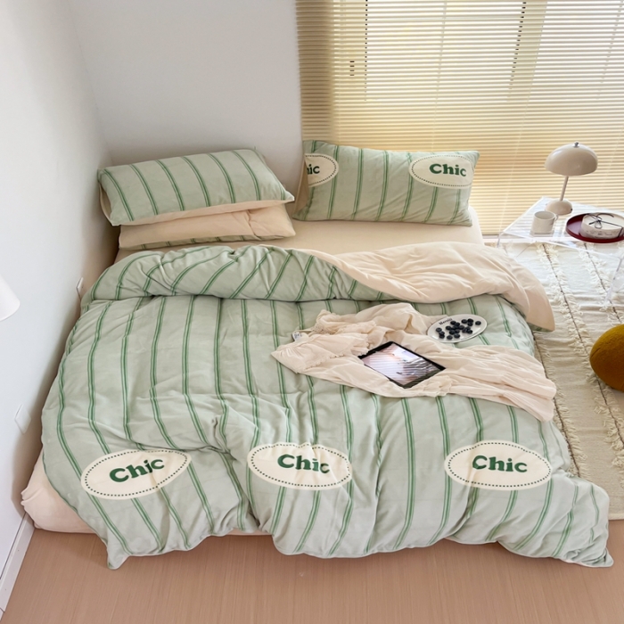 91家纺网 家纺一手货源 找家纺 昔可 2022新款简约条纹系列牛奶绒四件套 chic条纹绿