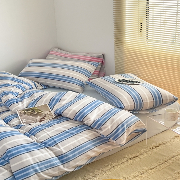 91家纺网 家纺一手货源 找家纺 昔可 2022新款简约条纹系列牛奶绒四件套 蓝竖条