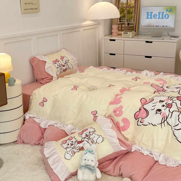 91家纺网 家纺一手货源 找家纺 （总）昔可 2022新款数码印花花边款牛奶绒四件套