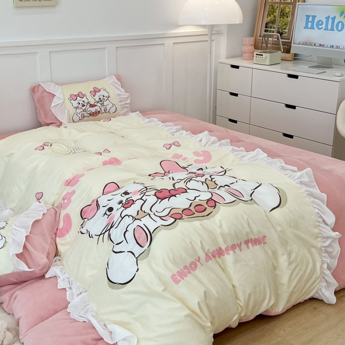 91家纺网 家纺一手货源 找家纺 （总）昔可 2022新款数码印花花边款牛奶绒四件套