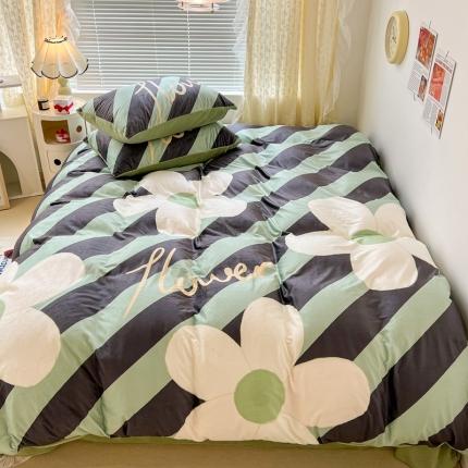 91家纺网 家纺一手货源 找家纺 昔可 2022新款大版数码印花牛奶绒四件套 斜条纹花