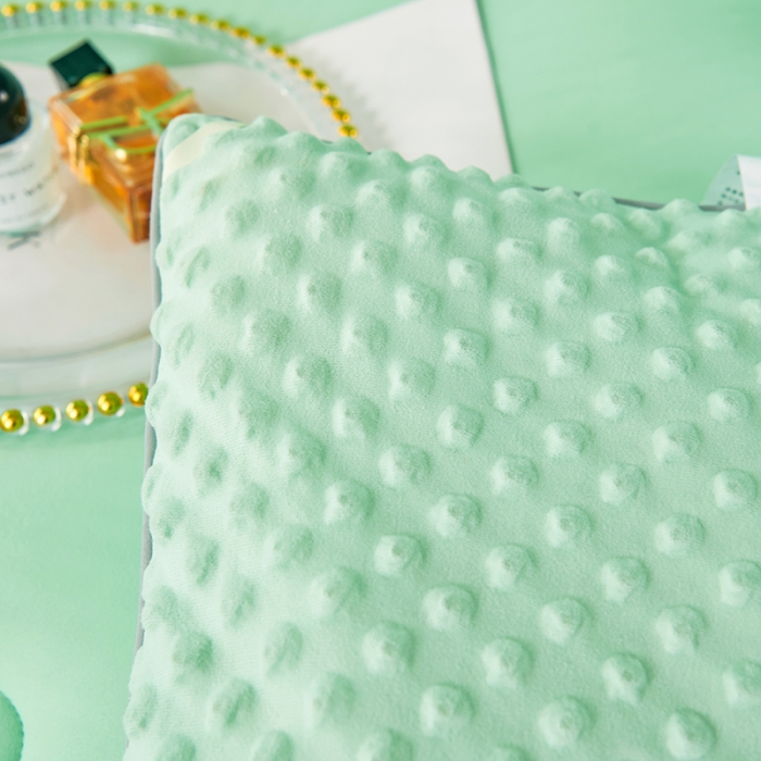 91家纺网 家纺一手货源 找家纺 丽卡家纺 2023新款奶盖豆豆被 奶盖豆豆被-清新绿