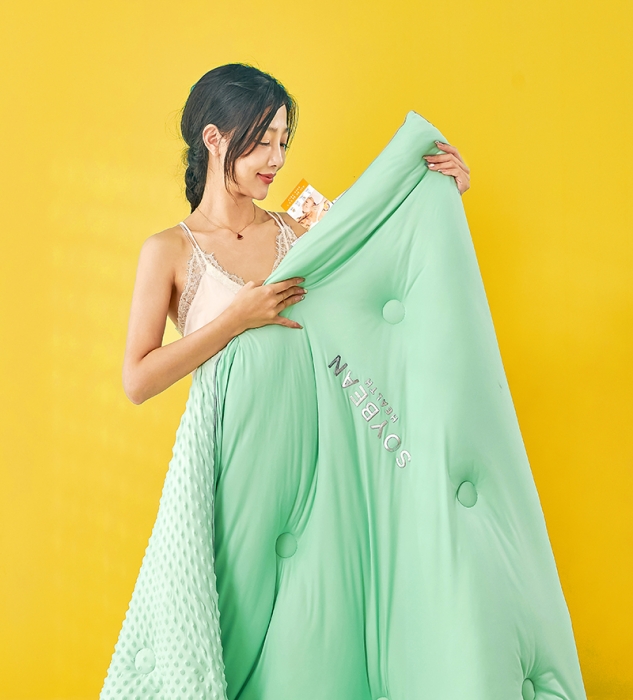 91家纺网 家纺一手货源 找家纺 丽卡家纺 2023新款奶盖豆豆被 奶盖豆豆被-清新绿