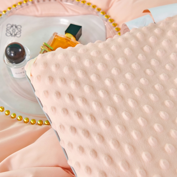 91家纺网 家纺一手货源 找家纺 丽卡家纺 2023新款奶盖豆豆被 奶盖豆豆被-玉色