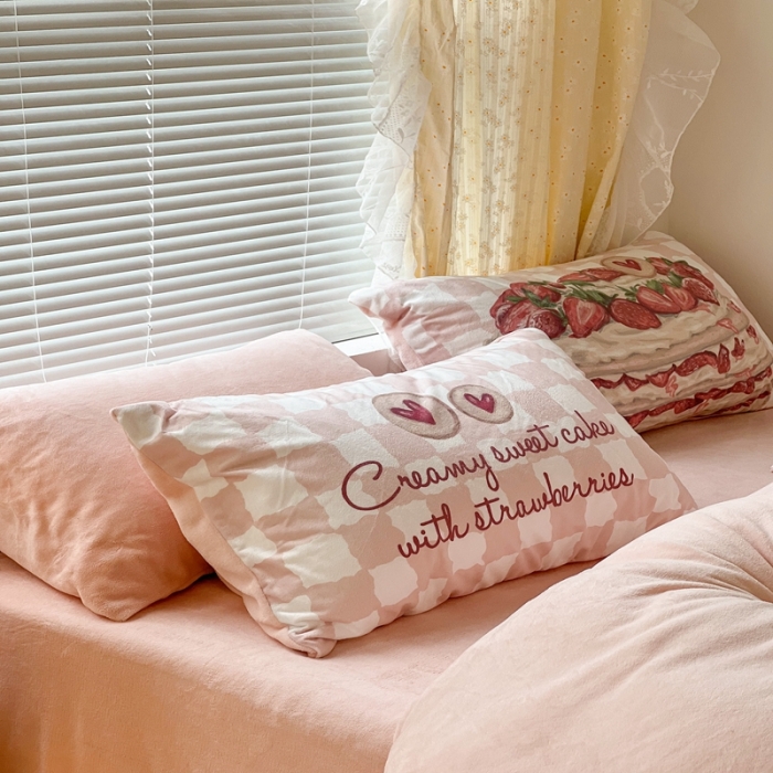 91家纺网 家纺一手货源 找家纺 昔可 2022新款大版数码印花牛奶绒四件套 草莓甜品