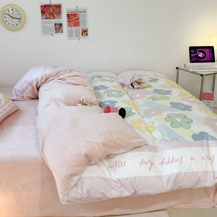 91家纺网 家纺一手货源 找家纺 昔可 2022新款大版数码印花牛奶绒四件套 多彩小花