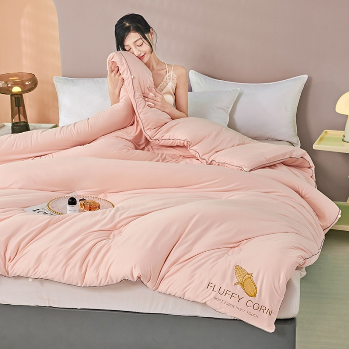 91家纺网 家纺一手货源 找家纺 丽卡家纺 2023新款玉米卷卷被 玉色