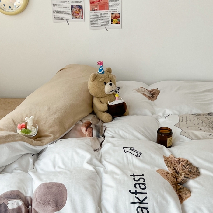 91家纺网 家纺一手货源 找家纺 昔可 2022新款大版数码印花牛奶绒四件套 黄油小熊