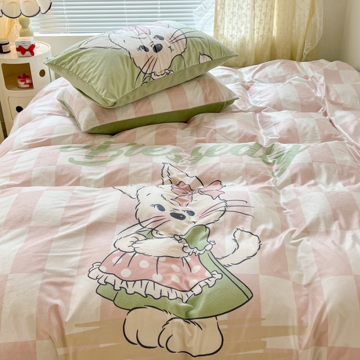 91家纺网 家纺一手货源 找家纺 昔可 2022新款大版数码印花牛奶绒四件套 围裙小兔